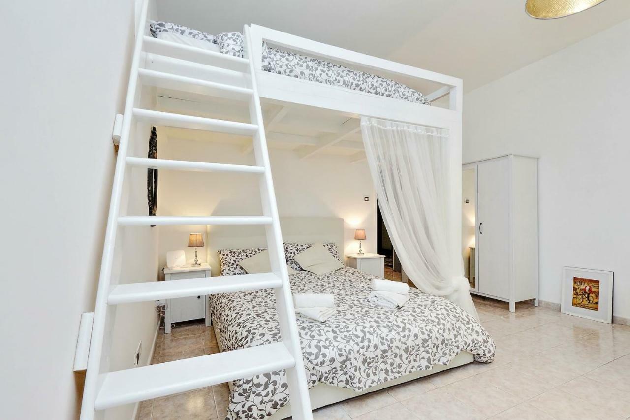 Bbhome Trastevere Station White Chic Apartment Рим Экстерьер фото
